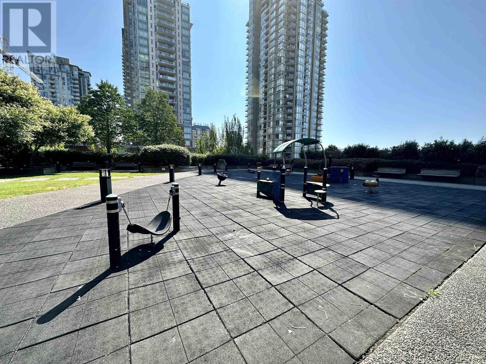 1006 2968 Glen Drive, Coquitlam, British Columbia  V3B 0C4 - Photo 26 - R2829320