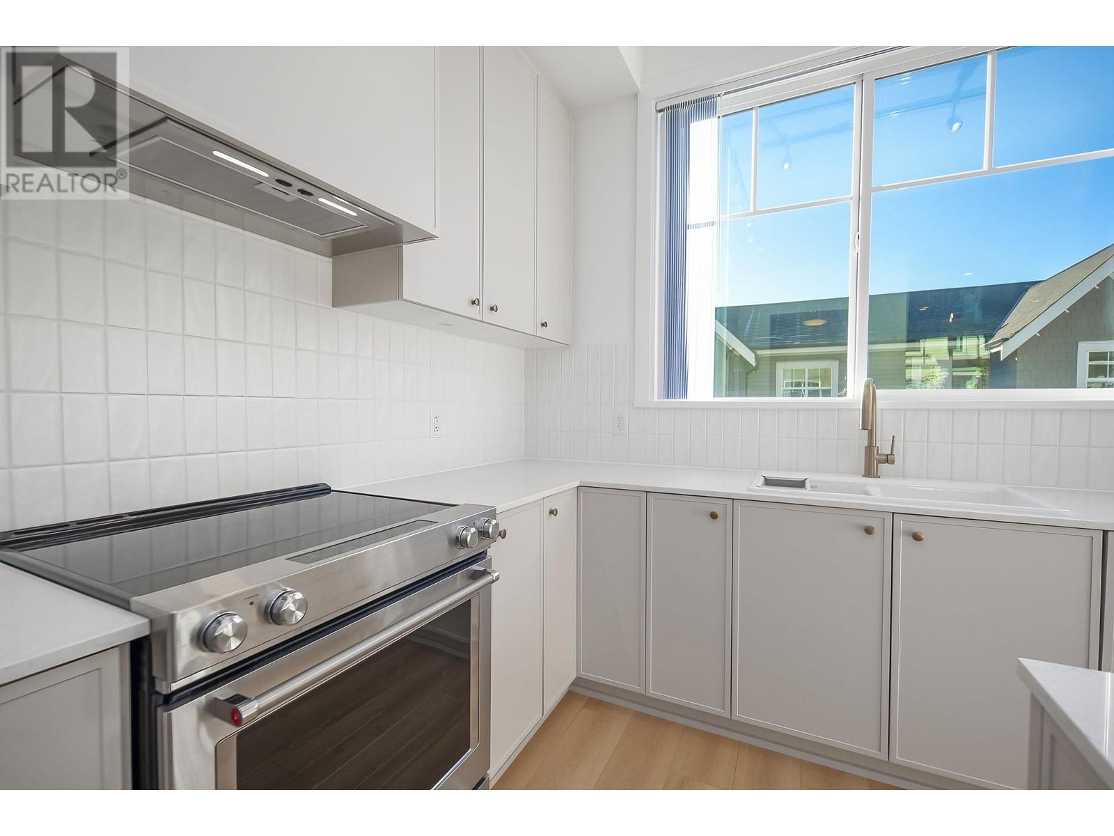 145 1331 Olmsted Street, Coquitlam, British Columbia  V3E 0T3 - Photo 11 - R2829703