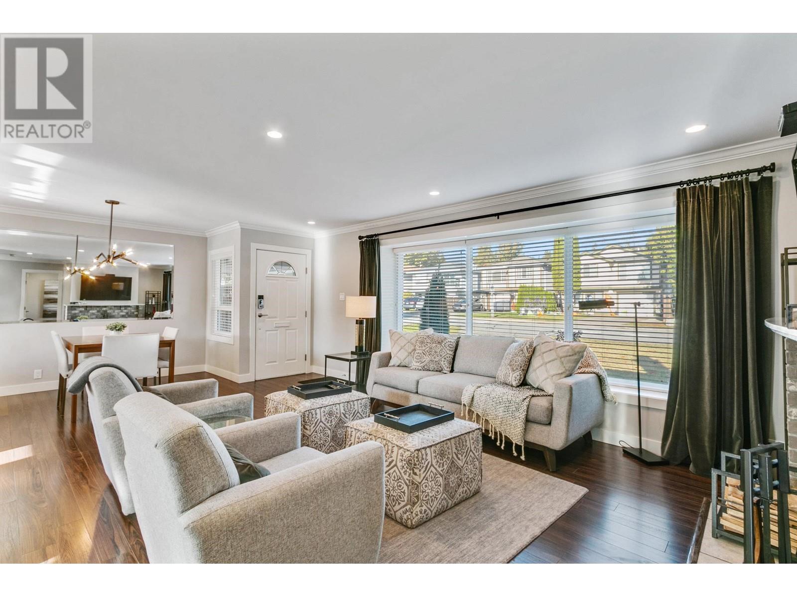 1299 W 15th Street, North Vancouver, British Columbia  V7P 1N1 - Photo 3 - R2829706