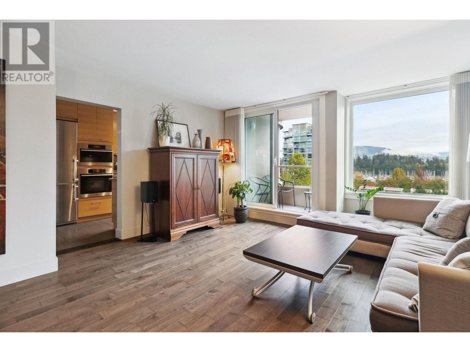 602 1845 ROBSON STREET, vancouver, British Columbia