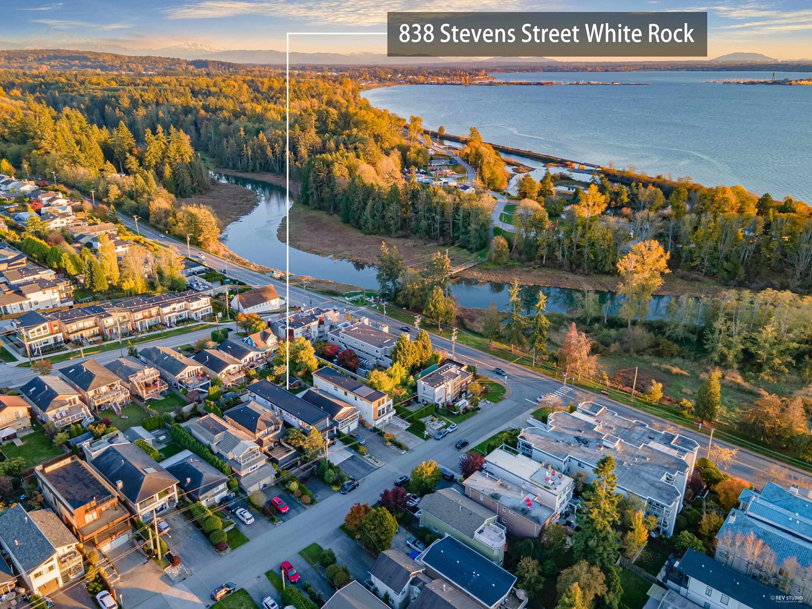 838 Stevens Street, White Rock, British Columbia  V4B 4X2 - Photo 7 - R2828902