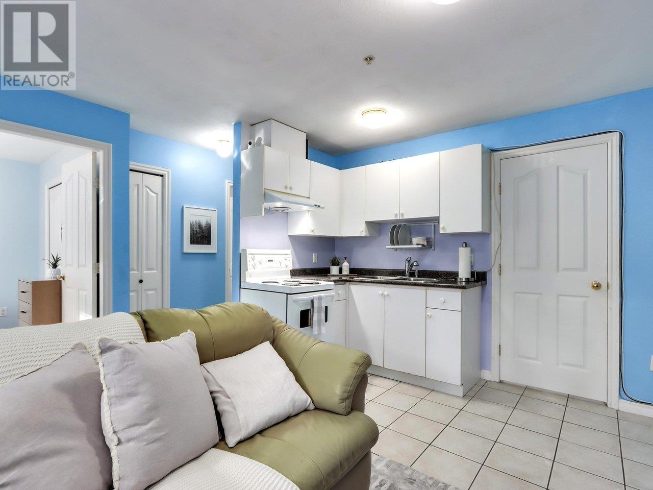 1750 E 14th Avenue, Vancouver, British Columbia  V5N 2E2 - Photo 15 - R2829476