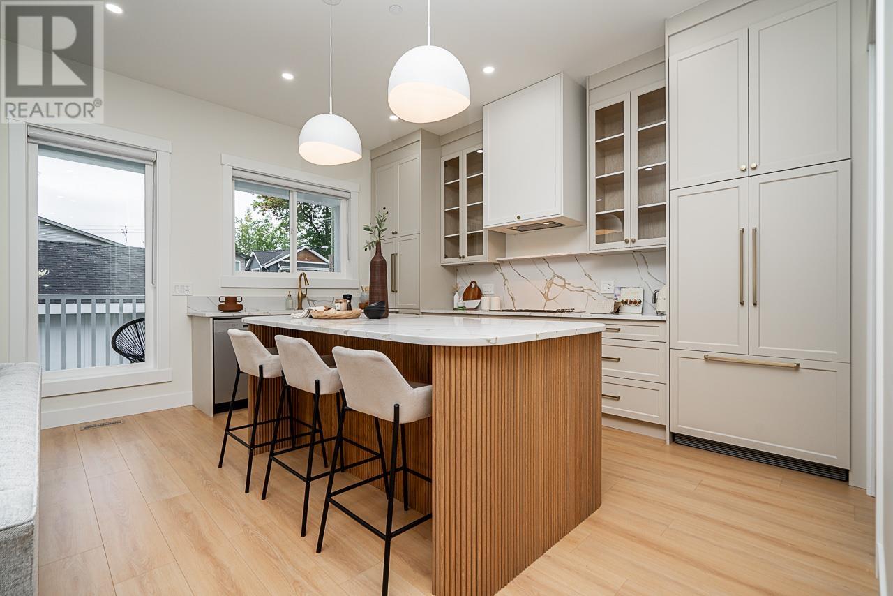 2265 Lobb Avenue, Port Coquitlam, British Columbia  V3C 1M5 - Photo 11 - R2822335