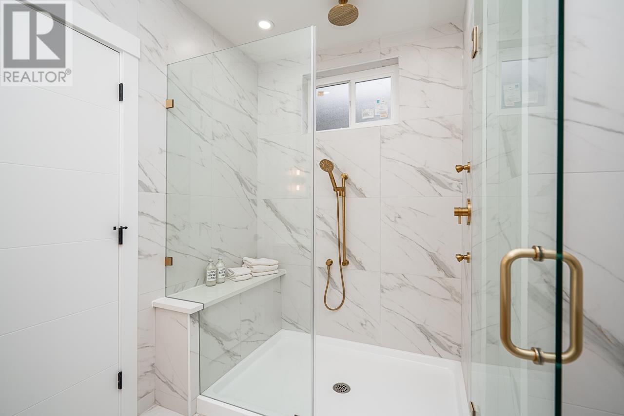 2265 Lobb Avenue, Port Coquitlam, British Columbia  V3C 1M5 - Photo 21 - R2822335