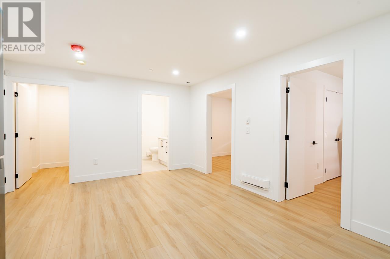 2265 Lobb Avenue, Port Coquitlam, British Columbia  V3C 1M5 - Photo 29 - R2822335