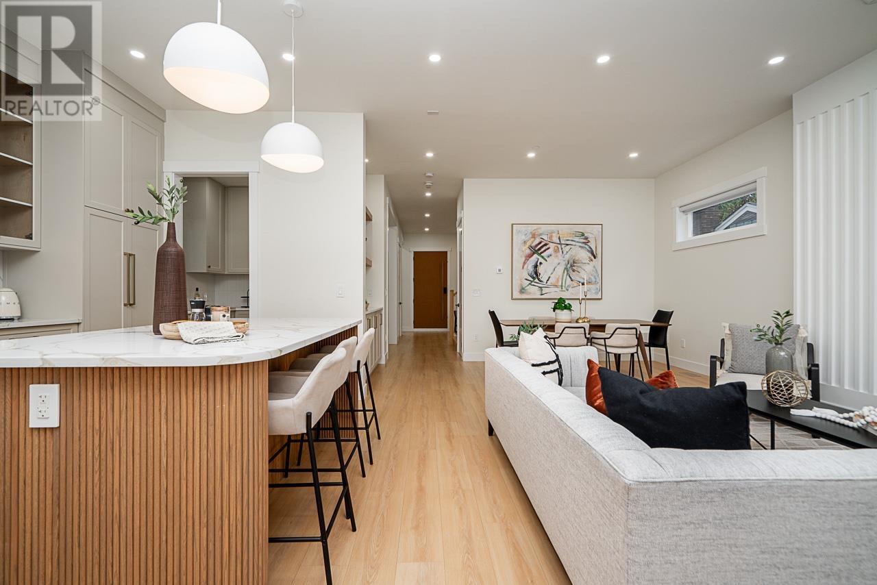 2265 Lobb Avenue, Port Coquitlam, British Columbia  V3C 1M5 - Photo 16 - R2822335