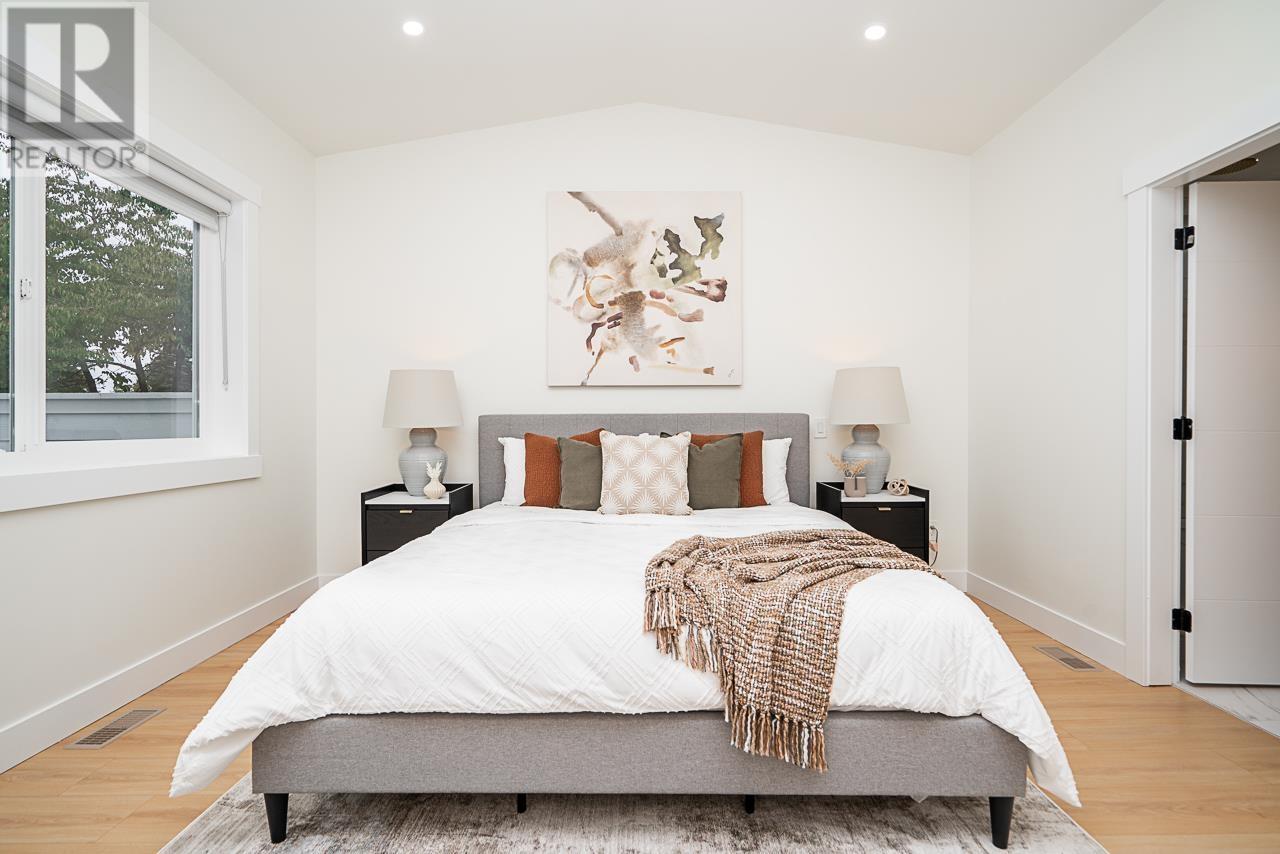 2265 Lobb Avenue, Port Coquitlam, British Columbia  V3C 1M5 - Photo 18 - R2822335