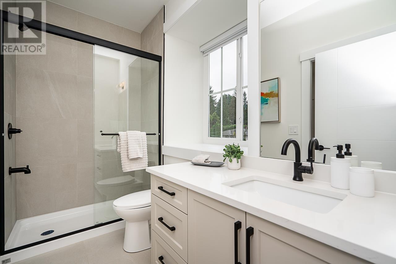 2265 Lobb Avenue, Port Coquitlam, British Columbia  V3C 1M5 - Photo 24 - R2822335