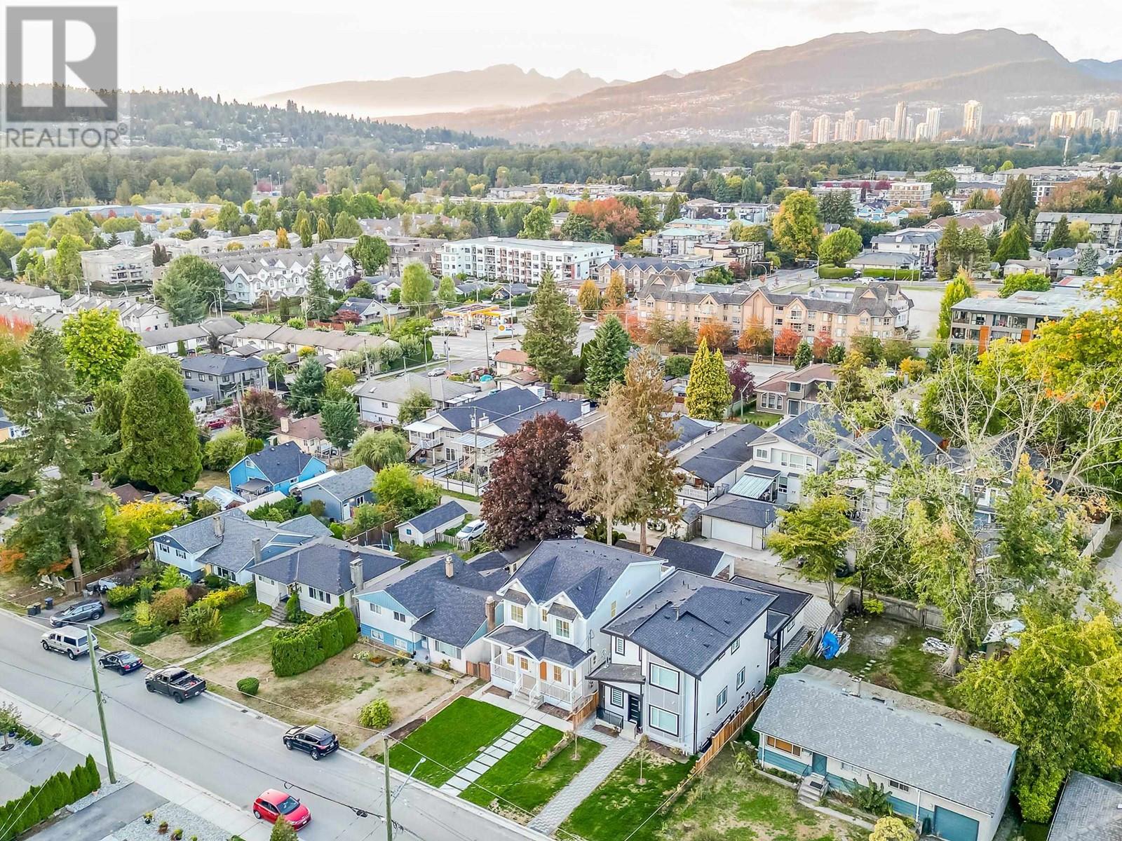 2265 Lobb Avenue, Port Coquitlam, British Columbia  V3C 1M5 - Photo 39 - R2822335