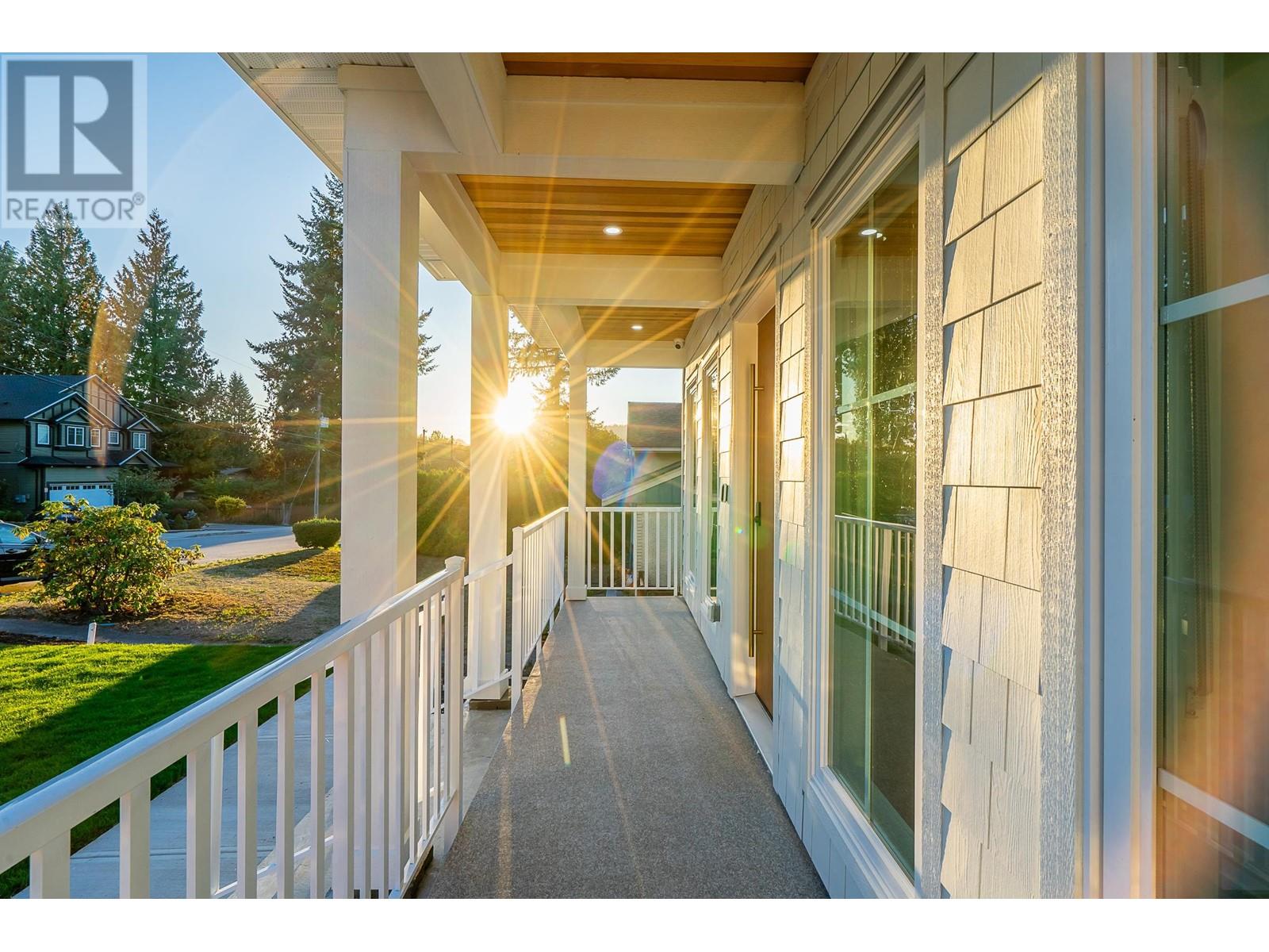 2265 Lobb Avenue, Port Coquitlam, British Columbia  V3C 1M5 - Photo 35 - R2822335