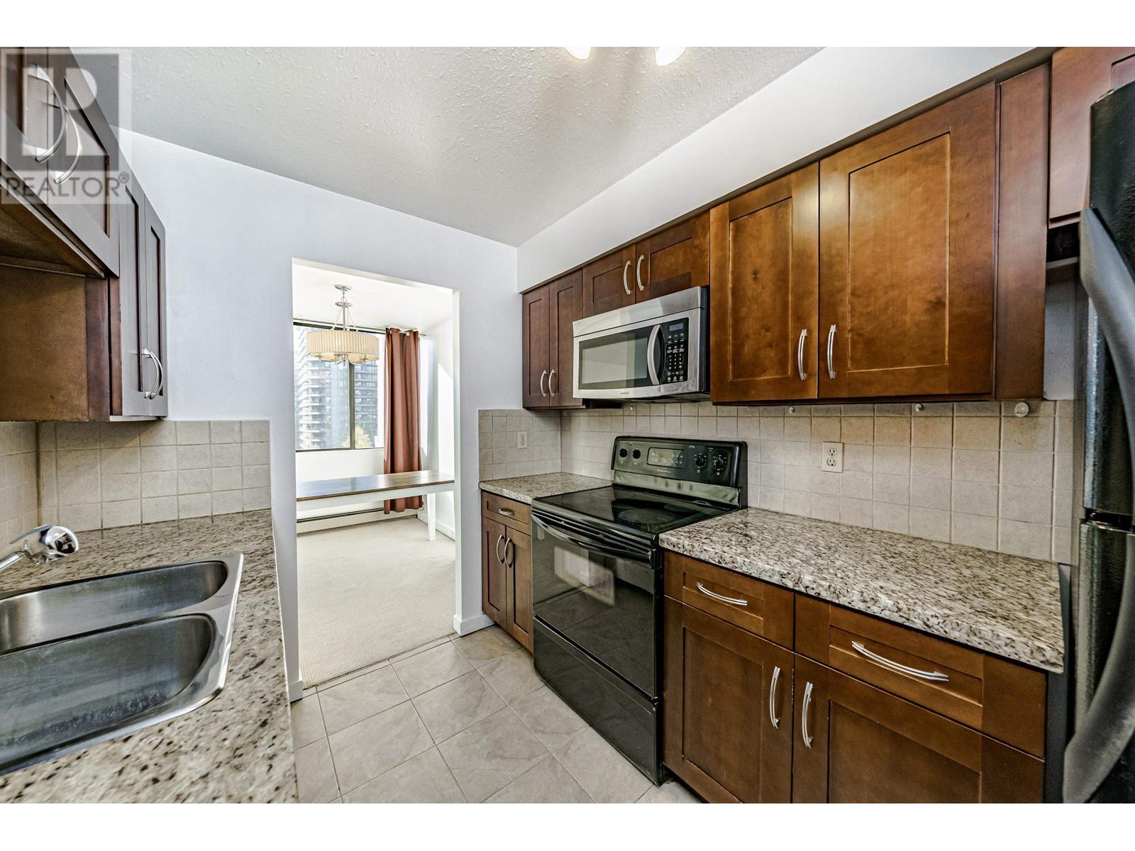 1206 2060 Bellwood Avenue, Burnaby, British Columbia  V5B 4V2 - Photo 2 - R2811310