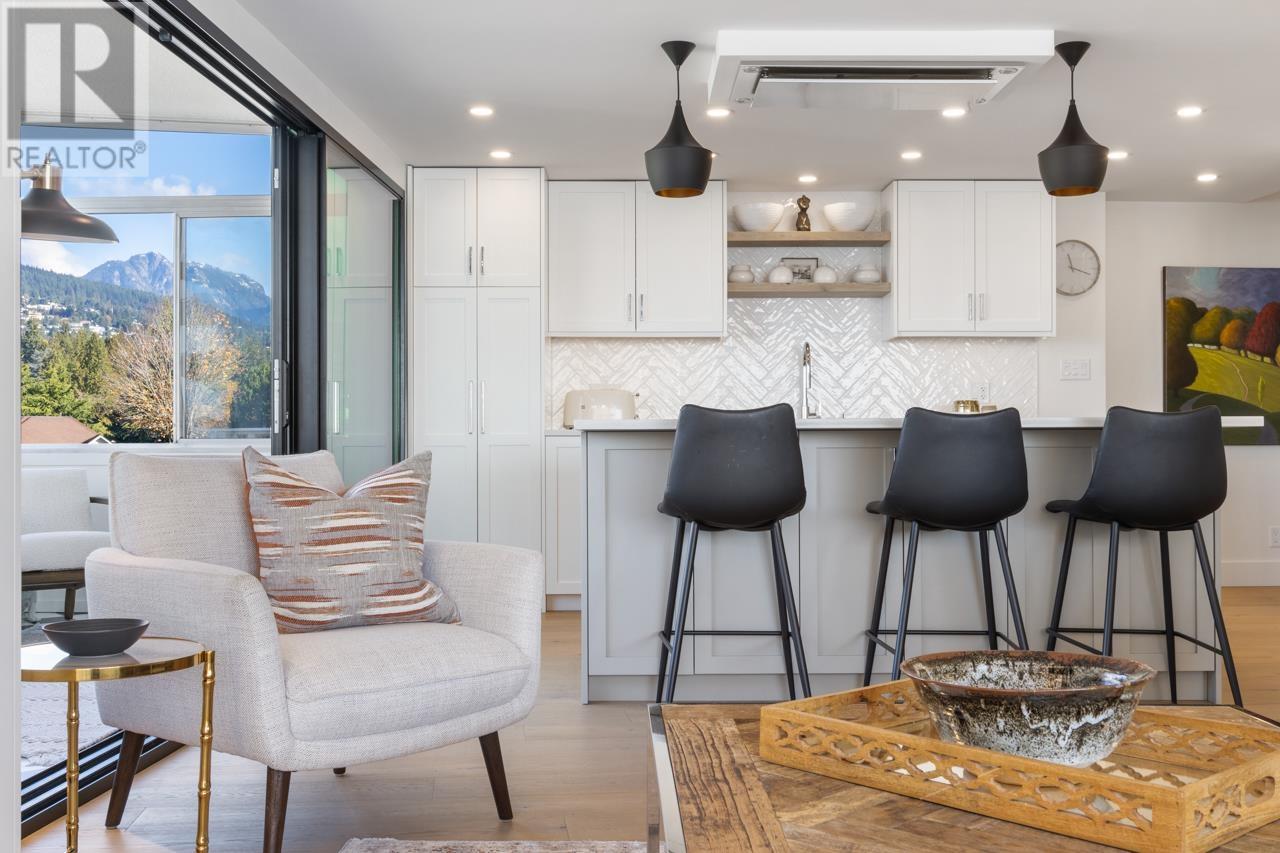 605 2135 Argyle Avenue, West Vancouver, British Columbia  V7V 1A5 - Photo 15 - R2828582