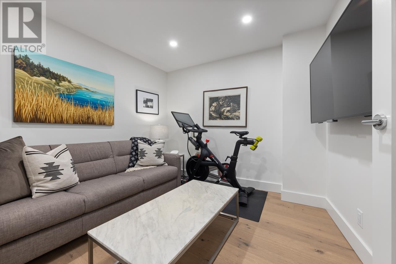 605 2135 Argyle Avenue, West Vancouver, British Columbia  V7V 1A5 - Photo 33 - R2828582