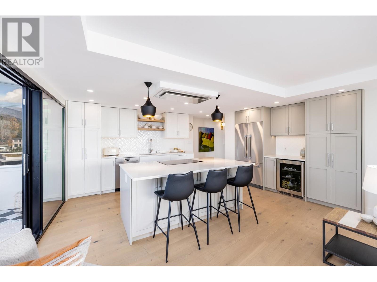 605 2135 Argyle Avenue, West Vancouver, British Columbia  V7V 1A5 - Photo 5 - R2828582