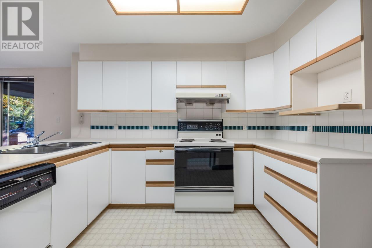 104 1655 Augusta Avenue, Burnaby, British Columbia  V5A 4S8 - Photo 8 - R2828832
