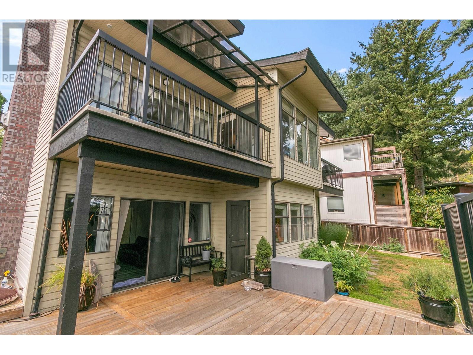 275 Warrick Street, Coquitlam, British Columbia  V3K 6C1 - Photo 3 - R2814860
