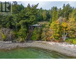 5815 Wallace Rd Pender Island