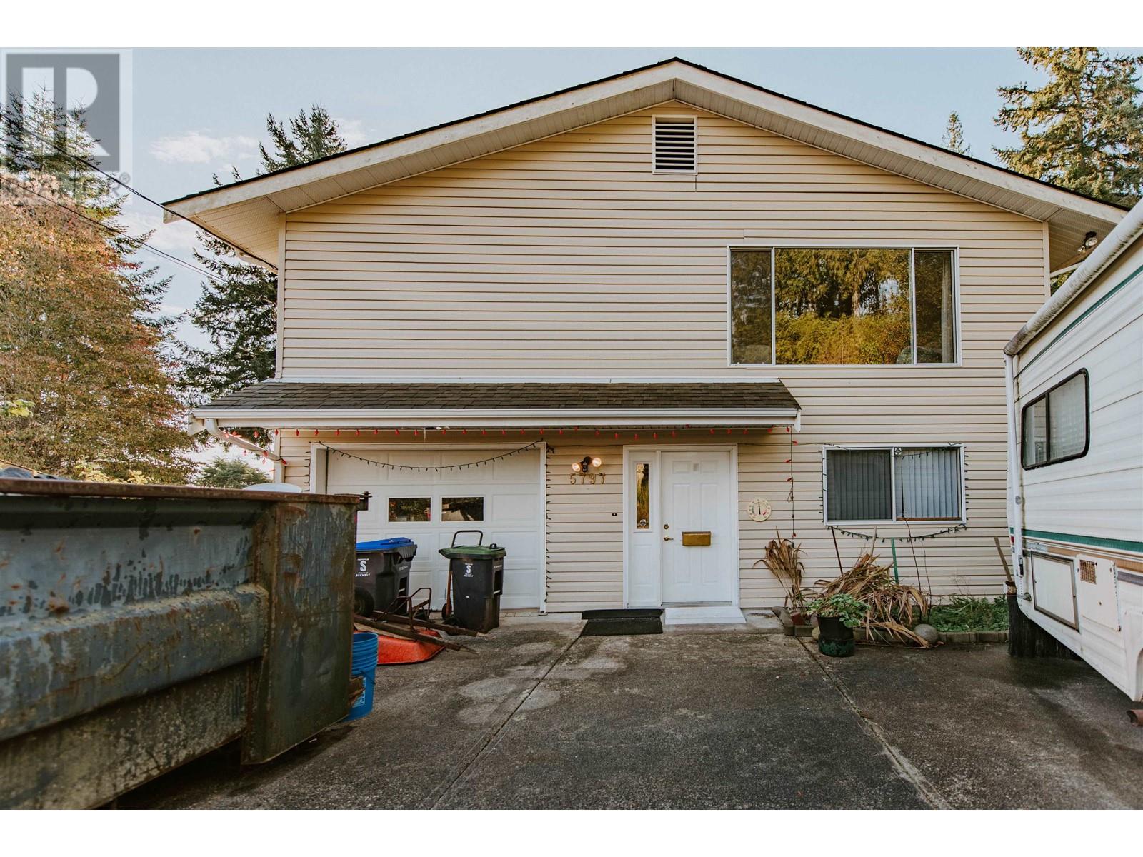 5797 Ebbtide Street, Sechelt, British Columbia  V0N 3A0 - Photo 22 - R2829718