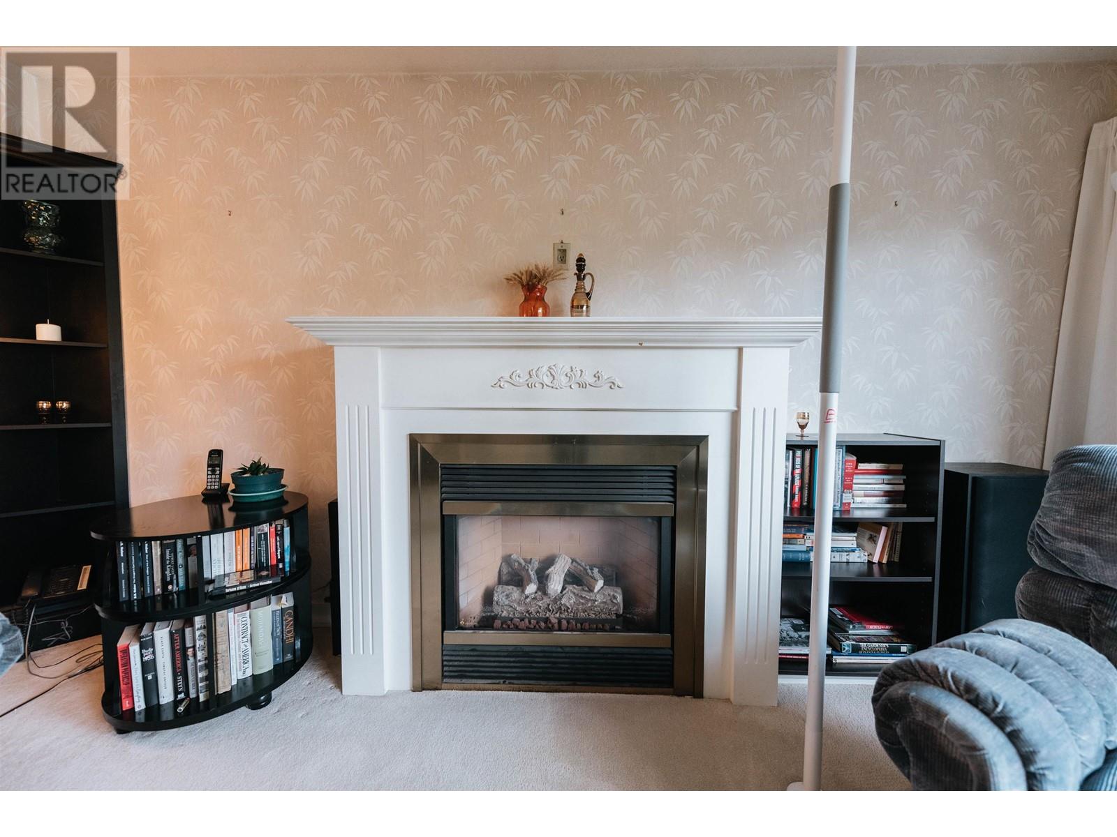 5797 Ebbtide Street, Sechelt, British Columbia  V0N 3A0 - Photo 4 - R2829718