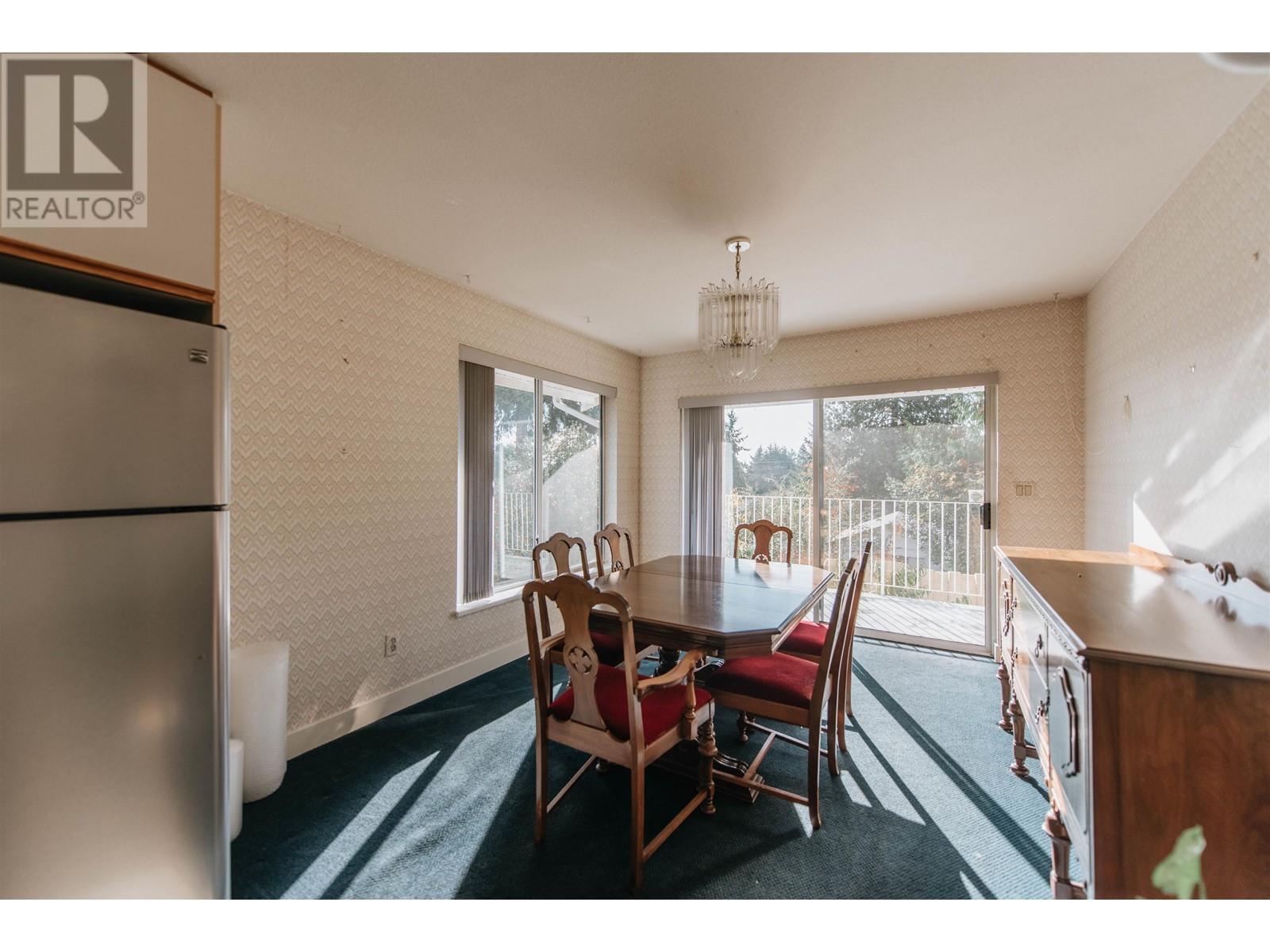 5797 Ebbtide Street, Sechelt, British Columbia  V0N 3A0 - Photo 8 - R2829718
