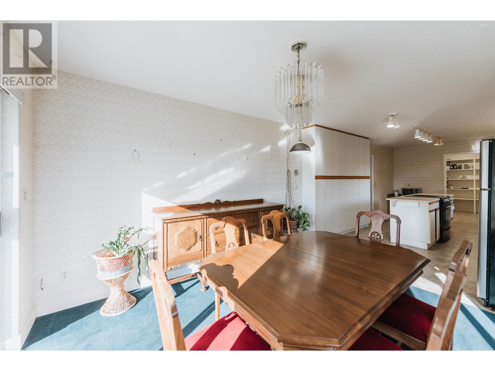 5797 Ebbtide Street, Sechelt, British Columbia  V0N 3A0 - Photo 9 - R2829718