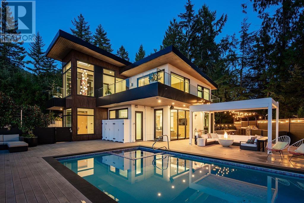 4476 SKYLINE DRIVE, north vancouver, British Columbia