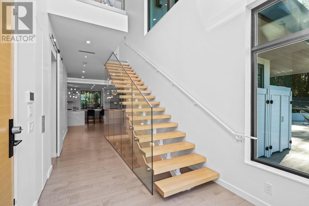 4476 Skyline Drive, North Vancouver, British Columbia  V7R 3H1 - Photo 4 - R2829725