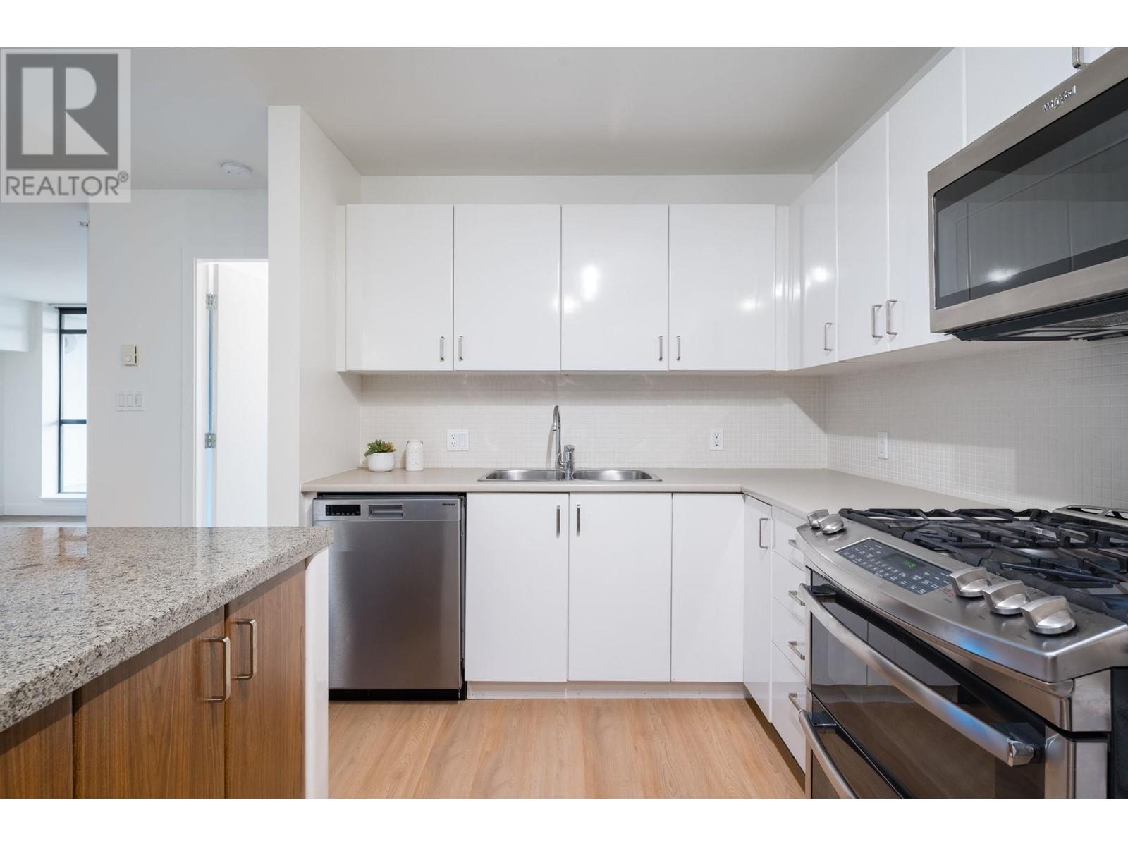 213 175 W 1st Street, North Vancouver, British Columbia  V7M 3N9 - Photo 9 - R2826742