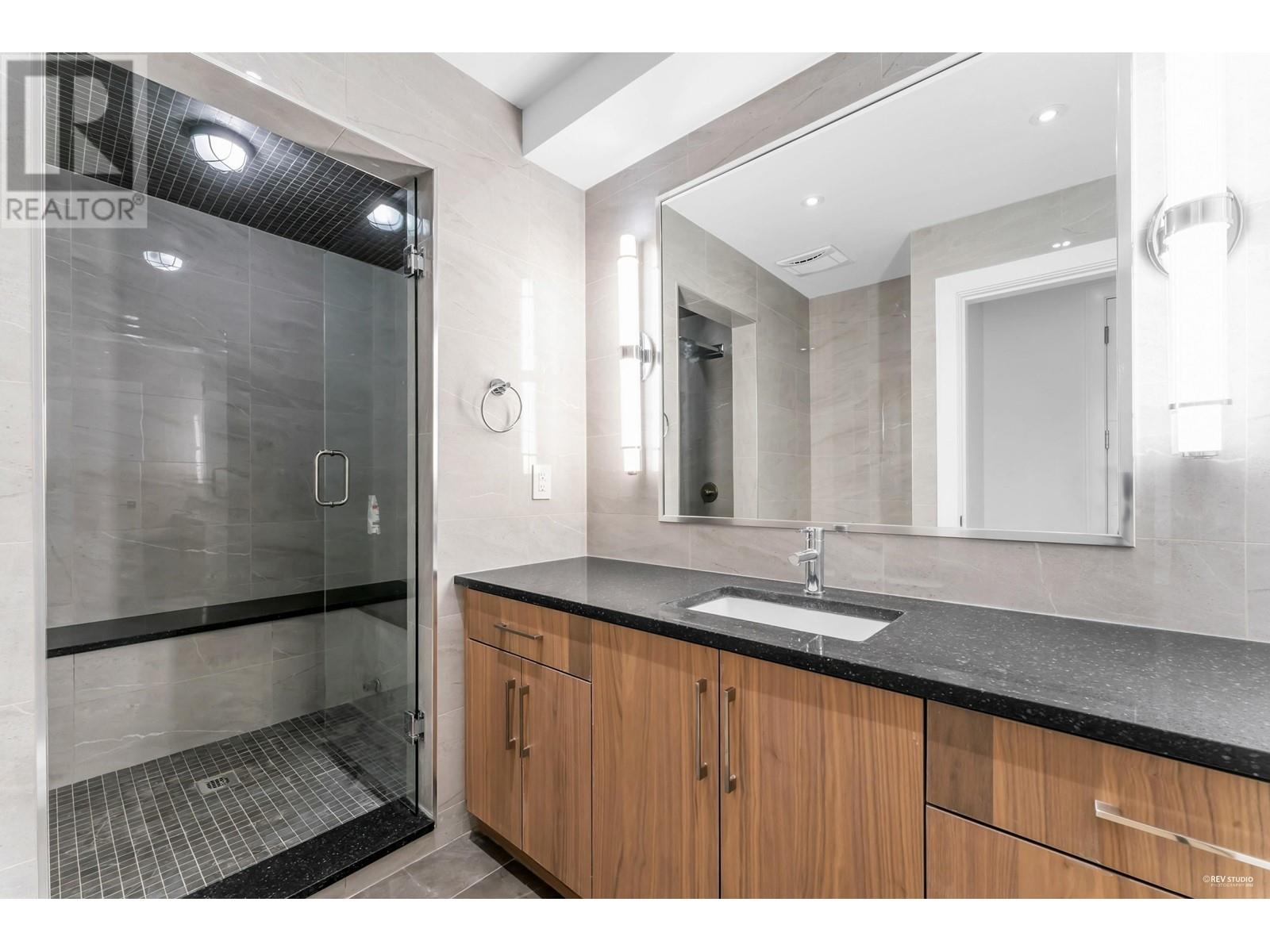 206 N Ellesmere Avenue, Burnaby, British Columbia  V5B 1J8 - Photo 34 - R2829625