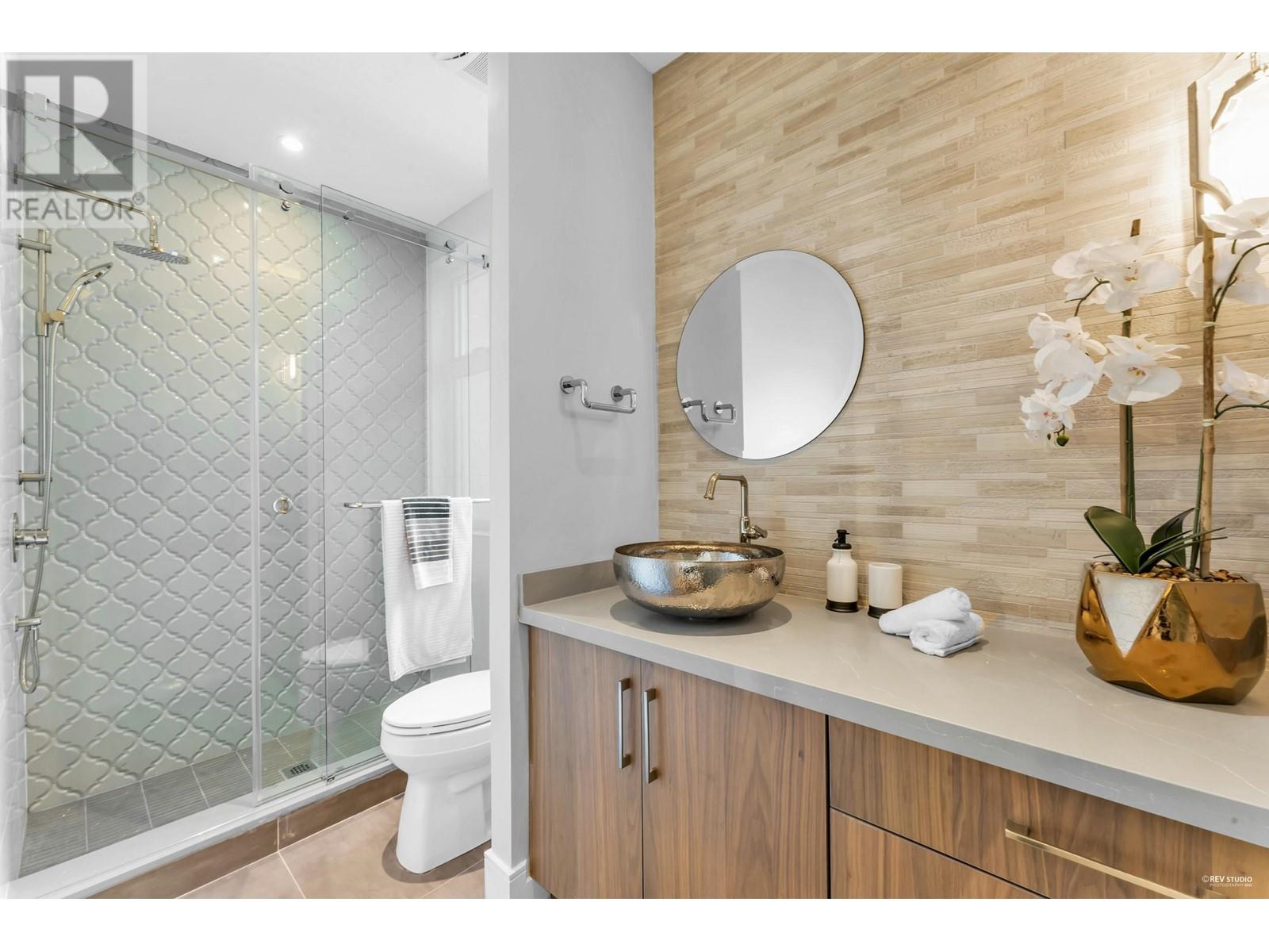 206 N Ellesmere Avenue, Burnaby, British Columbia  V5B 1J8 - Photo 11 - R2829625