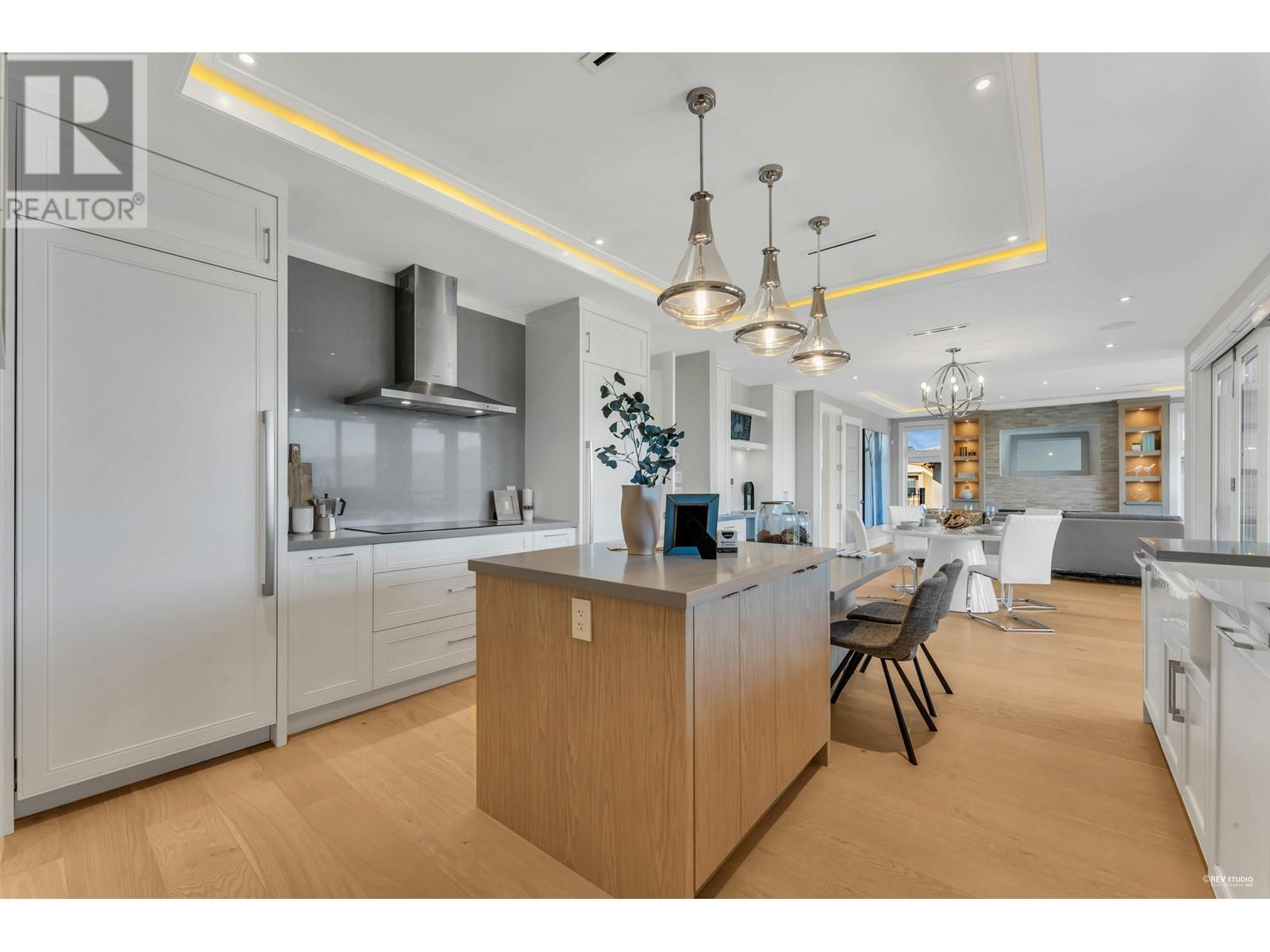 206 N Ellesmere Avenue, Burnaby, British Columbia  V5B 1J8 - Photo 13 - R2829625