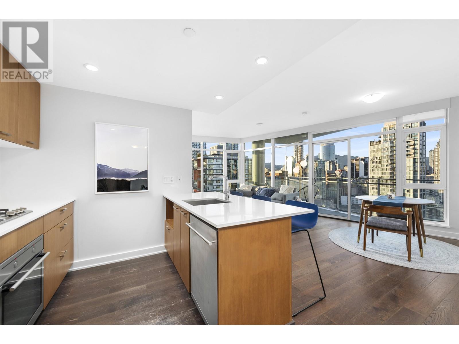 2703 1372 SEYMOUR STREET, vancouver, British Columbia
