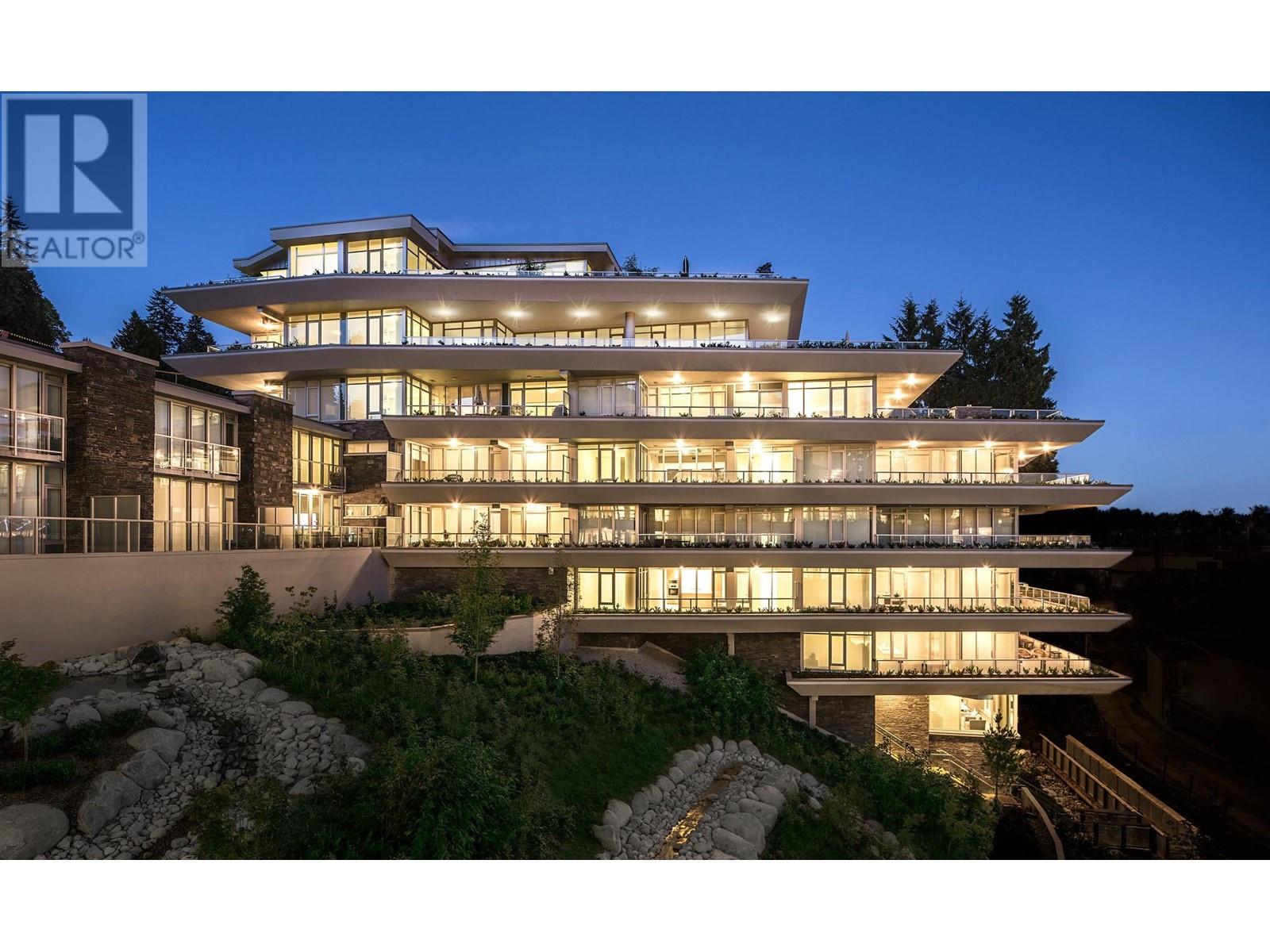 506 788 Arthur Erickson Place, West Vancouver, British Columbia  V7T 0B6 - Photo 2 - R2829781