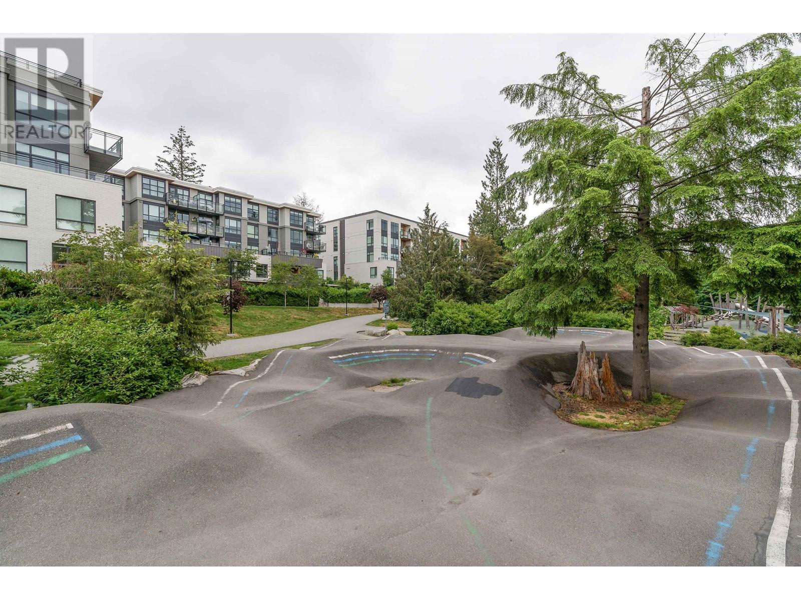 114 747 E 3rd Street, North Vancouver, British Columbia  V7L 1G8 - Photo 28 - R2829786