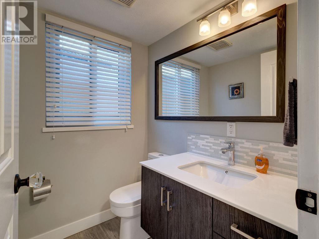 7843 Eagle Drive, Halfmoon Bay, British Columbia  V7Z 1A3 - Photo 19 - R2829742