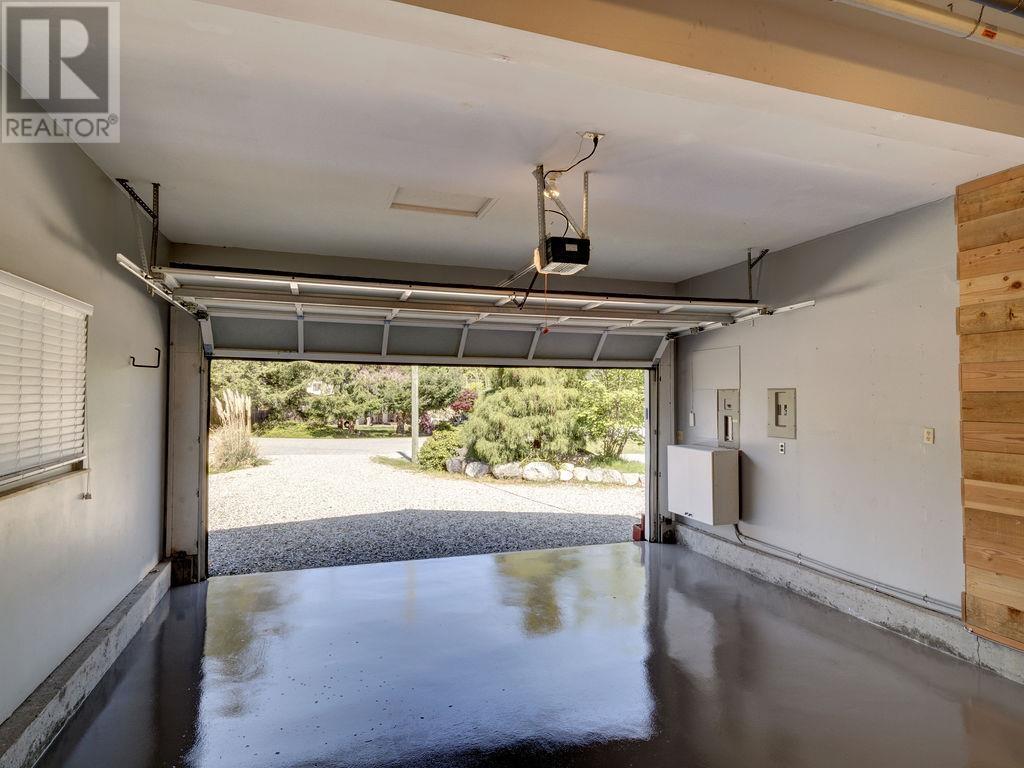 7843 Eagle Drive, Halfmoon Bay, British Columbia  V7Z 1A3 - Photo 35 - R2829742
