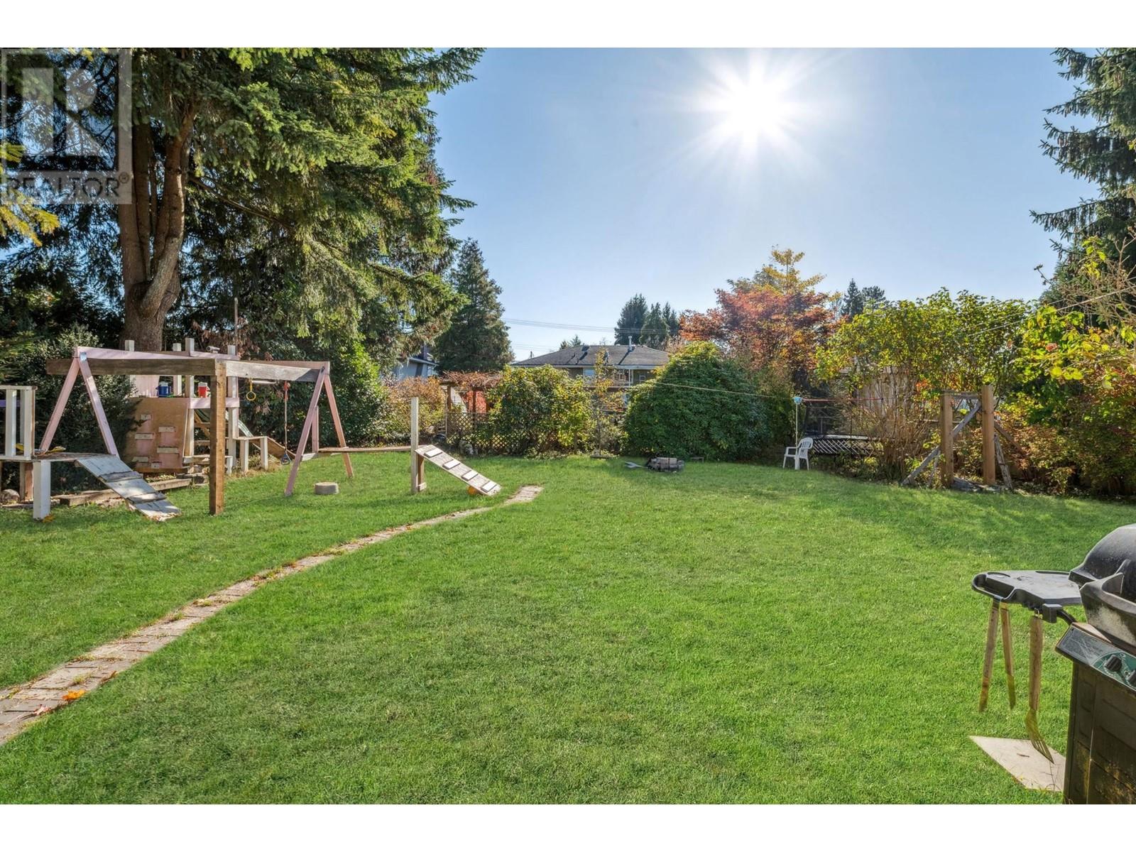 1840 Grover Avenue, Coquitlam, British Columbia  V3J 3G6 - Photo 29 - R2829424