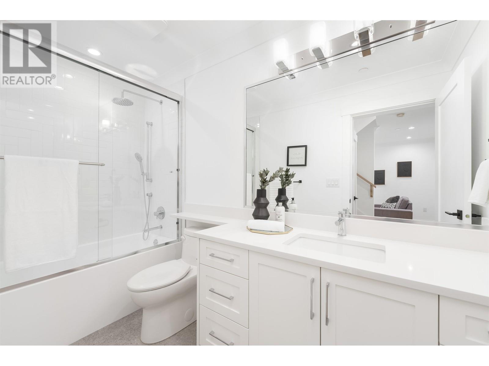4990 Sherbrooke Street, Vancouver, British Columbia  V5W 3M2 - Photo 23 - R2829507