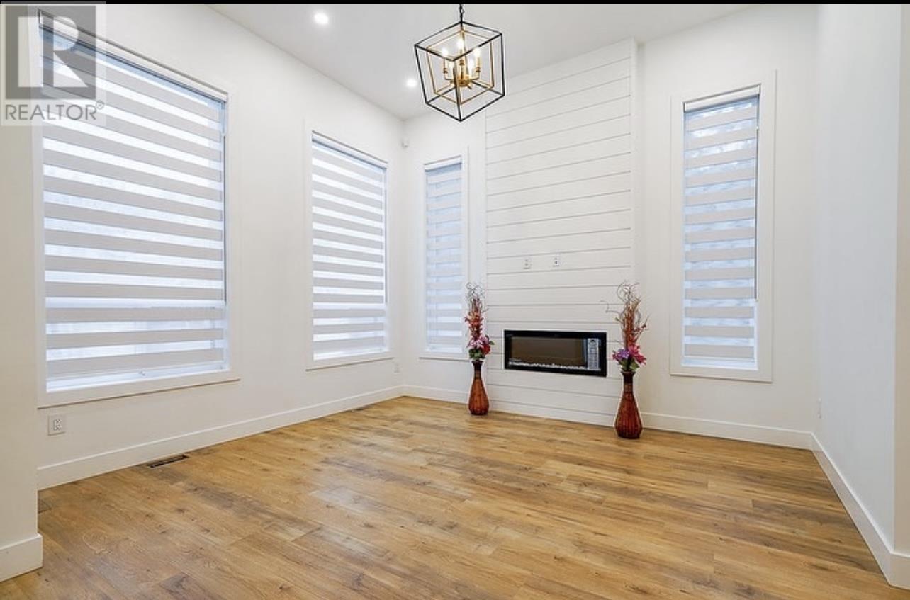 23700 131a Avenue, Maple Ridge, British Columbia  V4R 0J1 - Photo 2 - R2829749