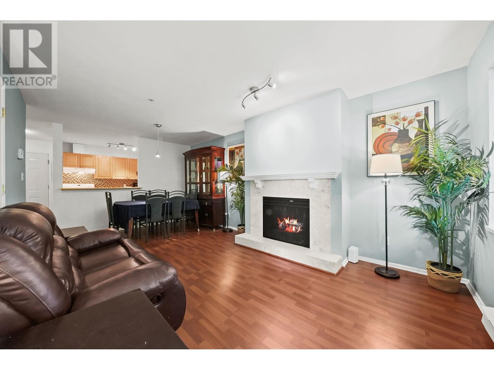 308 5577 Smith Avenue, Burnaby, British Columbia  V5H 2K7 - Photo 2 - R2804667