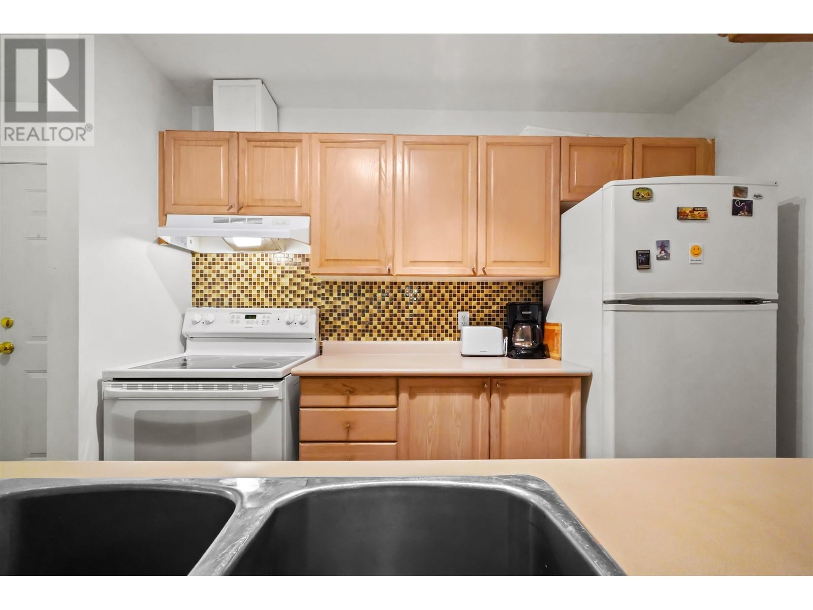 308 5577 Smith Avenue, Burnaby, British Columbia  V5H 2K7 - Photo 14 - R2804667