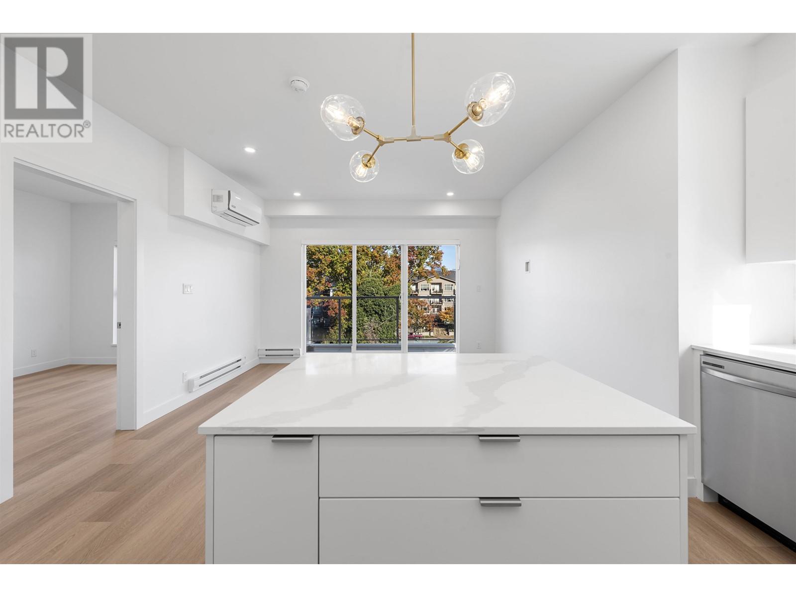 401 2331 Kelly Avenue, Port Coquitlam, British Columbia  V3C 1Y3 - Photo 6 - R2829723
