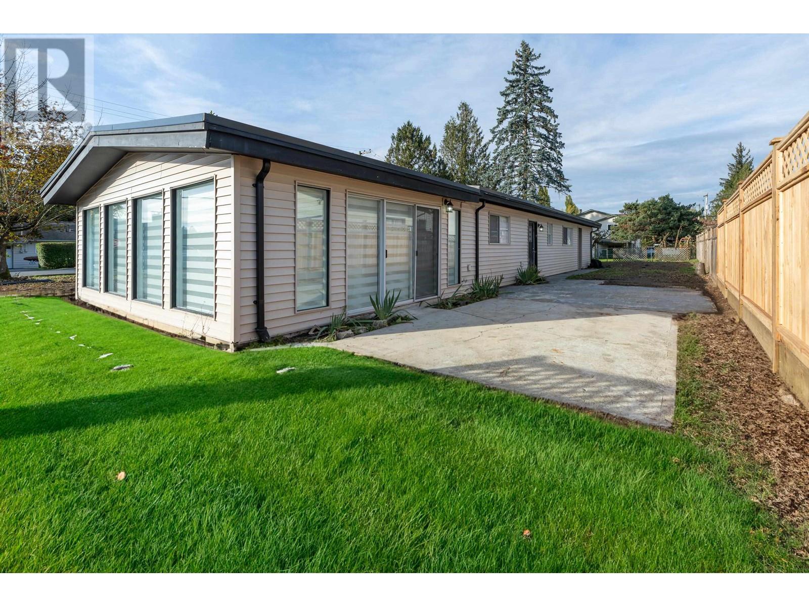 11498 Best Street, Maple Ridge, British Columbia  V2X 4Y5 - Photo 2 - R2828979