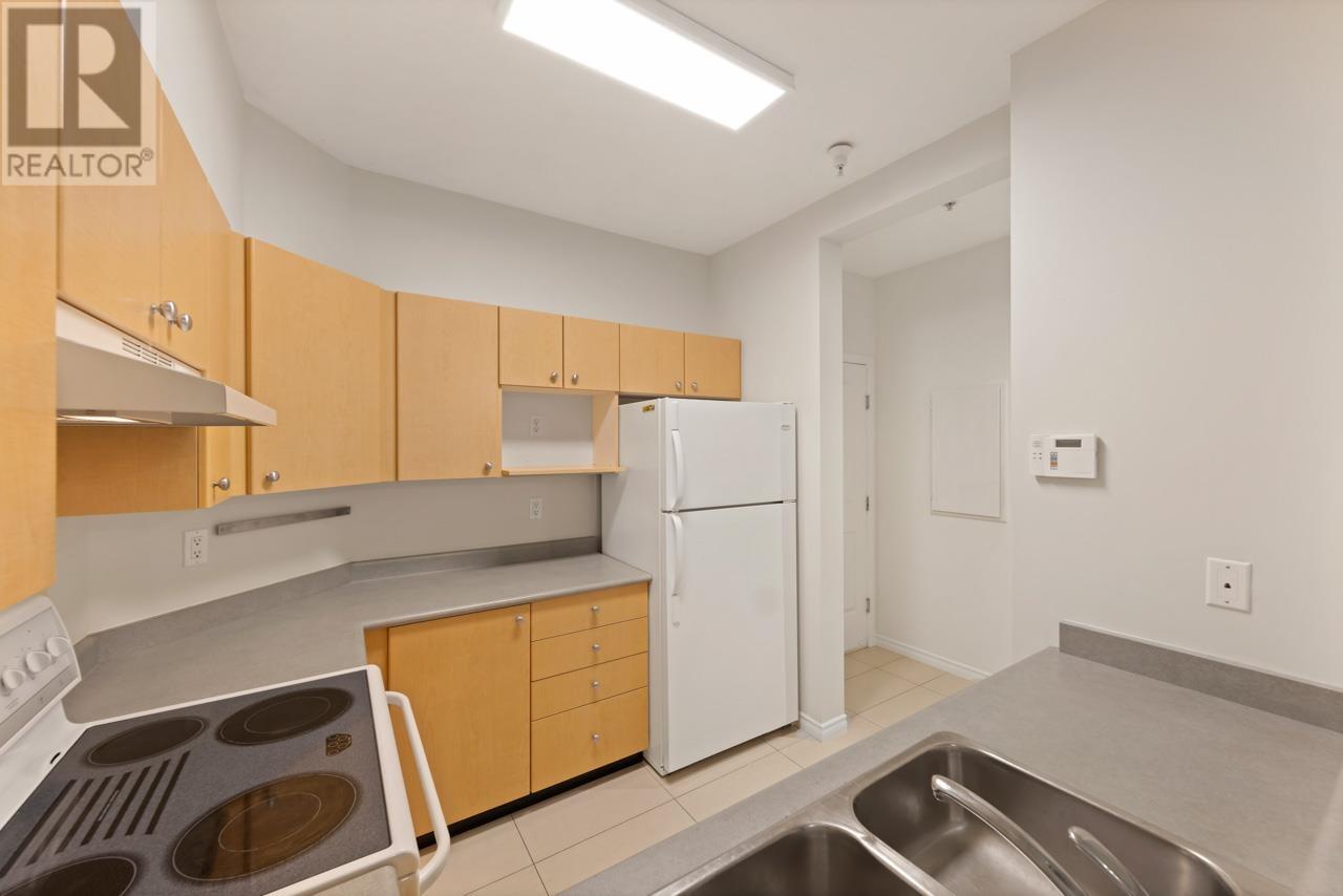 102 580 Twelfth Street, New Westminster, British Columbia  V3M 4H9 - Photo 11 - R2826962