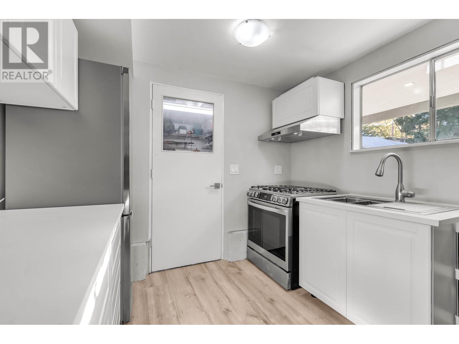 21686 123 Avenue, Maple Ridge, British Columbia  V2X 4C3 - Photo 20 - R2829790