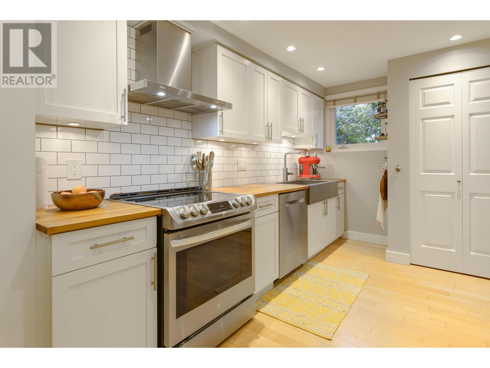 1 3189 Ash Street, Vancouver, British Columbia  V5Z 4L1 - Photo 4 - R2812102