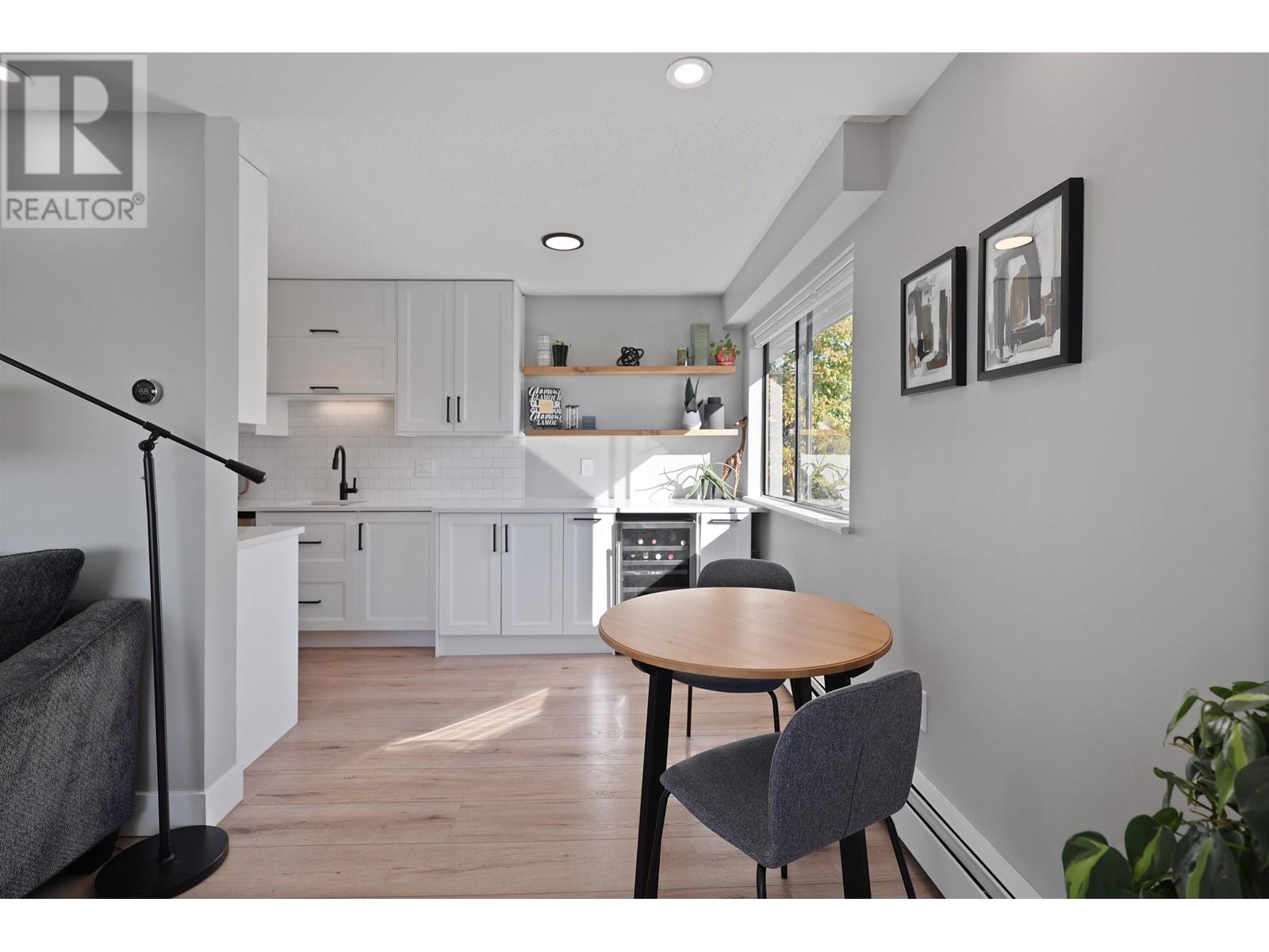 301 264 W 2nd Street, North Vancouver, British Columbia  V7M 1C8 - Photo 10 - R2829819
