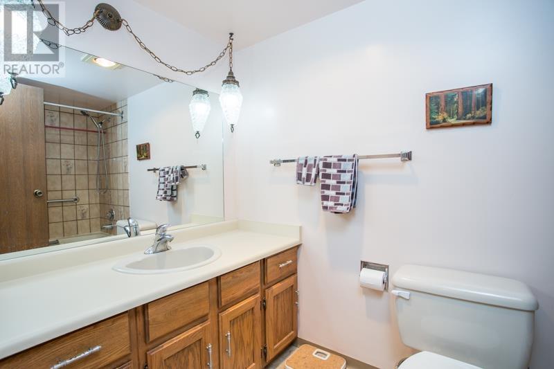 4194 Maywood Street, Burnaby, British Columbia  V5H 4E9 - Photo 17 - R2829857