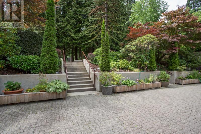 4194 Maywood Street, Burnaby, British Columbia  V5H 4E9 - Photo 28 - R2829857