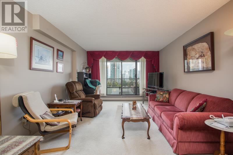4194 Maywood Street, Burnaby, British Columbia  V5H 4E9 - Photo 8 - R2829857